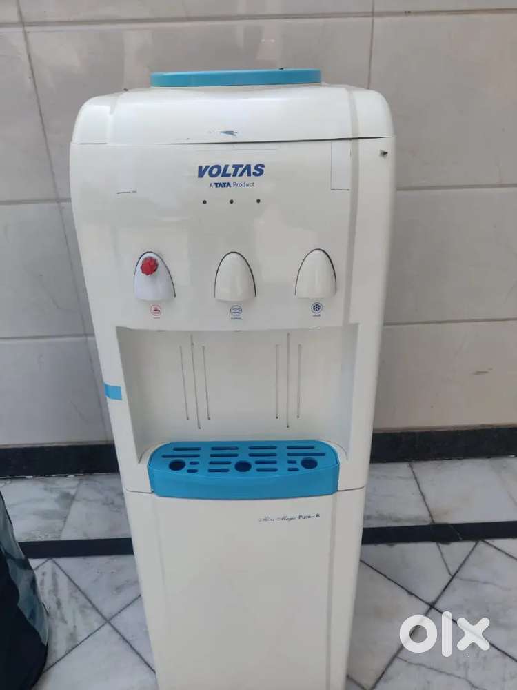 Votas water dispenser