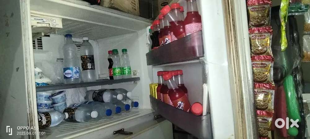 Comercial fridge for Sale Urgent Basis