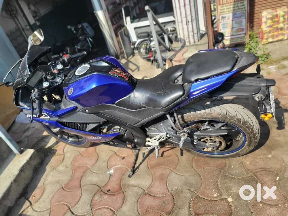 Yamaha r15 v3