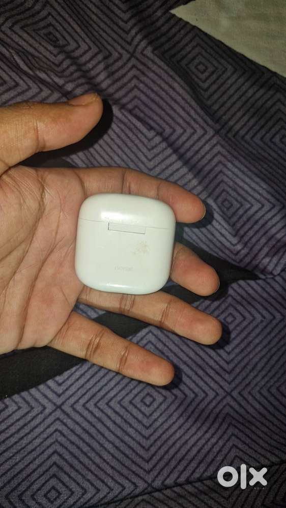 Noise earbuds