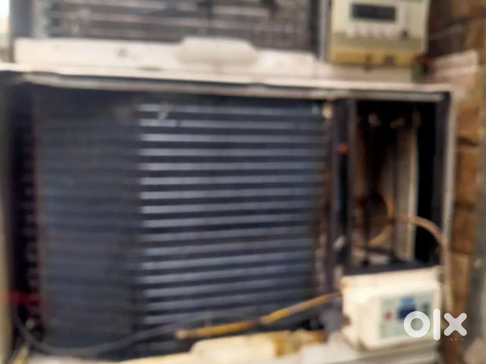 Window AC Voltas 1.5 Ton 3 Star