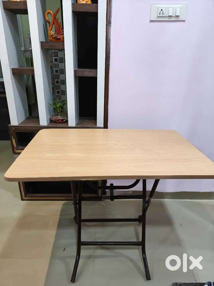 Foldable Study / Laptop Table