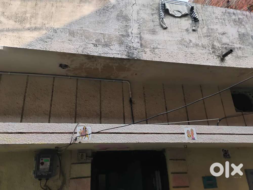 Room rent only with kitchen common lath batch area