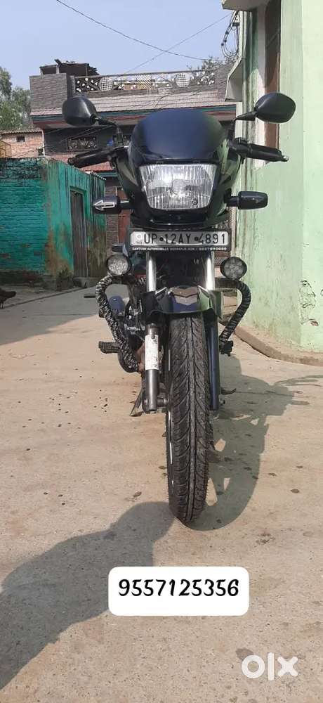 I sell my super splendor bick 2019 model 1st owner Showroom condition