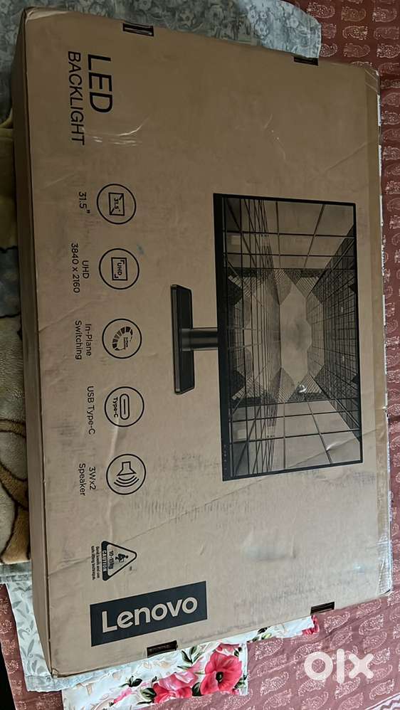 Lenovo 4k 32inch monitor 2 days old hdr