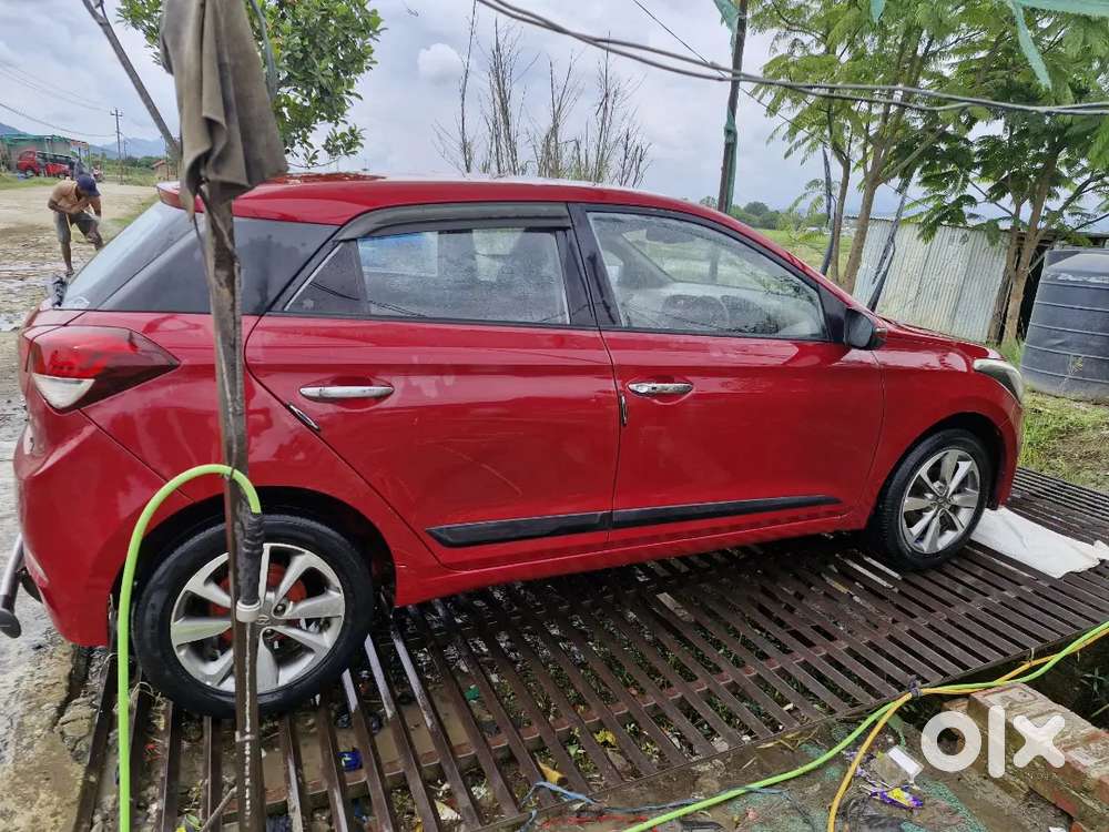 Hyundai i20 2015 Petrol 90000 Km Driven