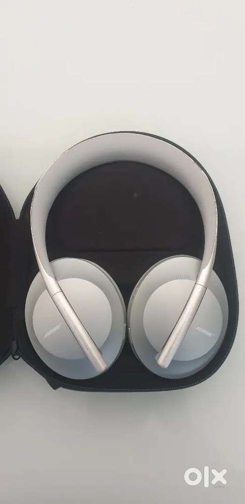 Bose nc 700