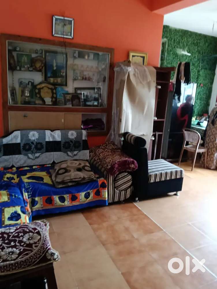 2 BHK flat for lease 10,00,000