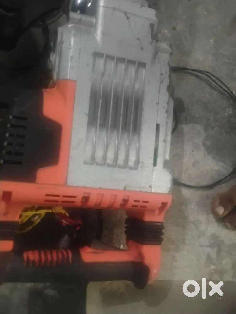 Demolition hammer