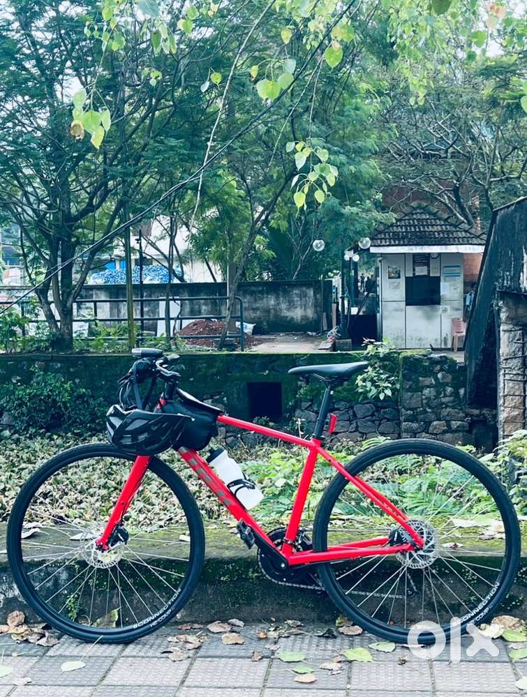 Trek FX 2 light used. Maintained well.