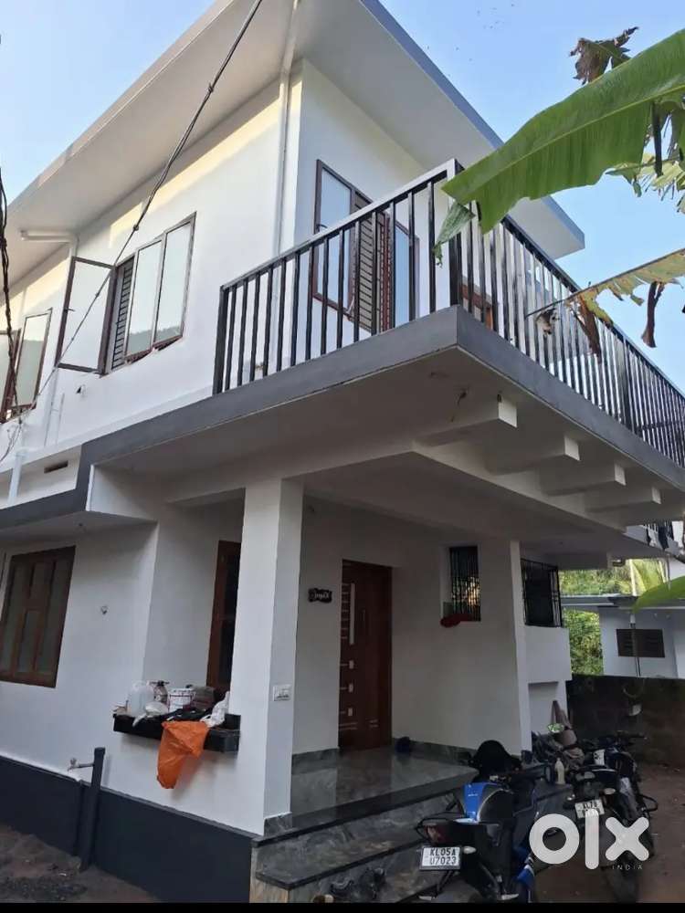 2 bhkindependent north face attachbath car parkBachelors preferred