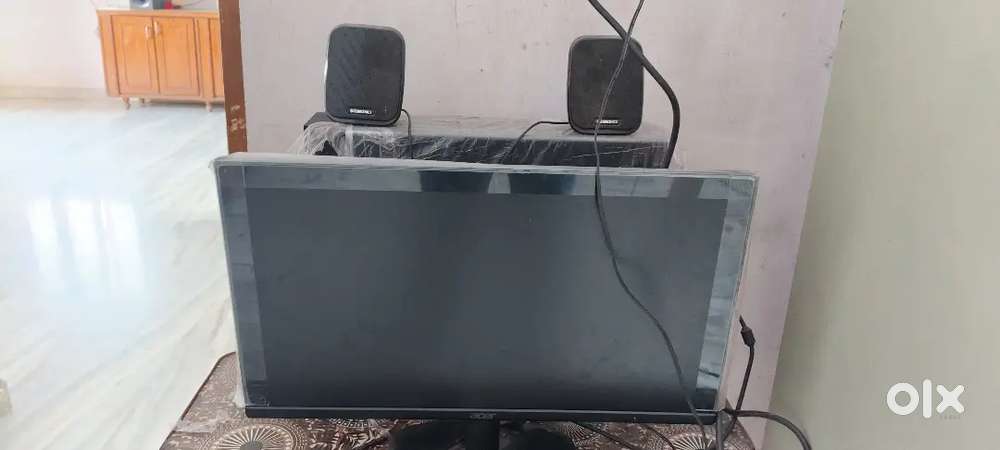 All new Accer Desktop with CPU DELL AND SPEAKER ZEBRONICS COMPANY