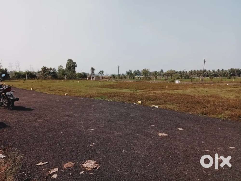 950 SQ. FT PLOT FOR SALE