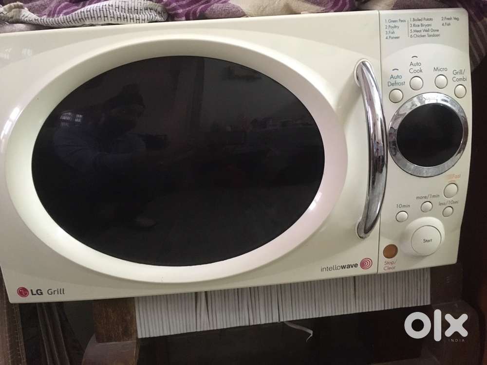 LG Microwave Grill Oven