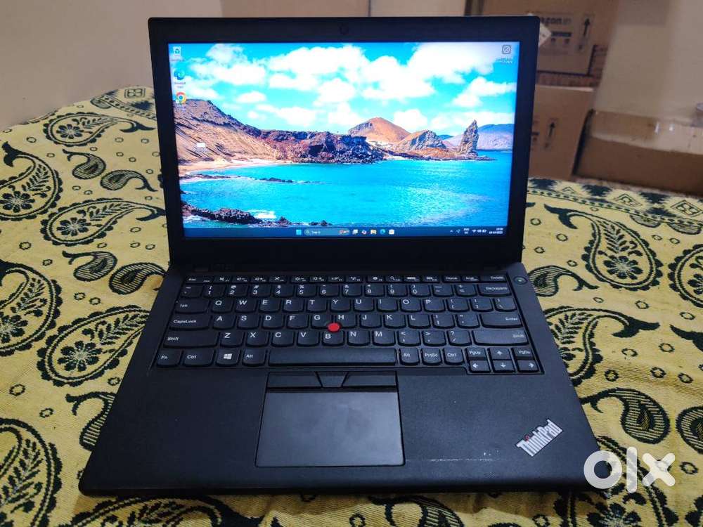 Lenovo ThinkPad i7 7th Gen 8GB/256GB SSD Laptop in Amazing Condition