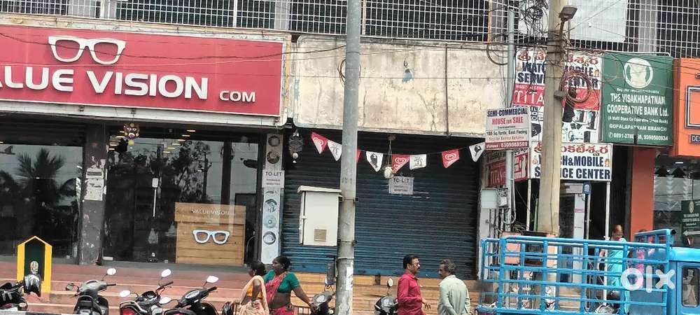 To-let commercial Building/shop