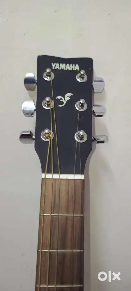 Orginal Yamaha FS80C guitar