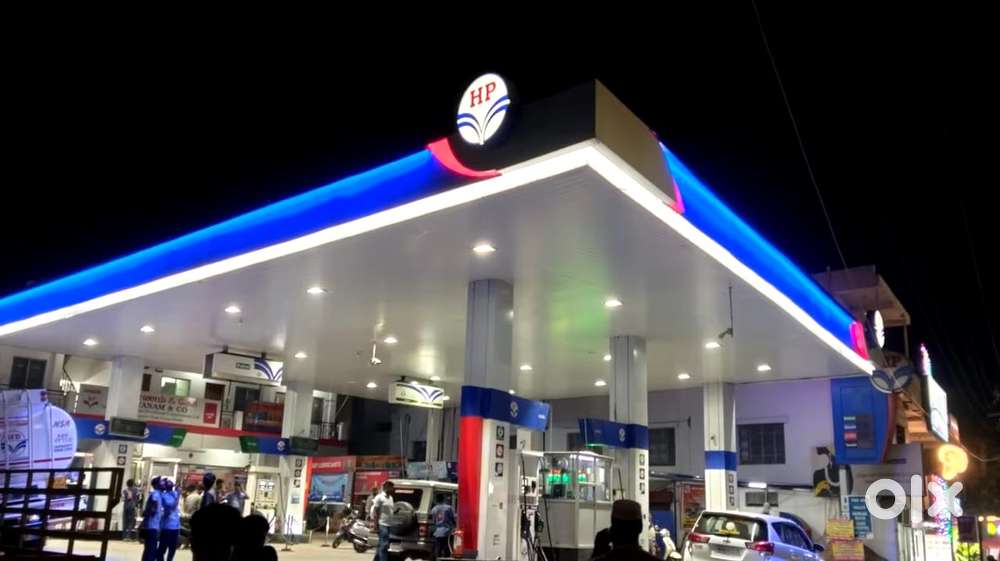 Petrol bunk sales person