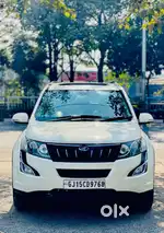 Mahindra XUV500 2.2 W10, 2015, Diesel