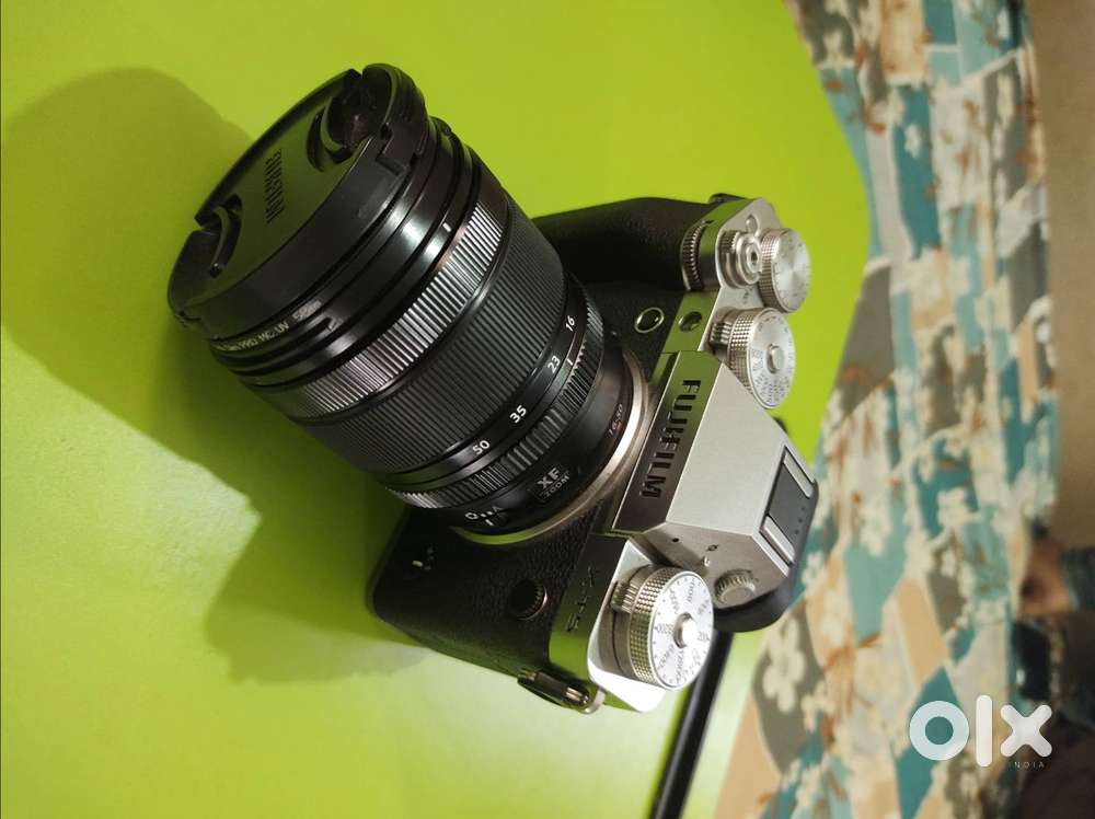 Fujifilm XT-5 with 16-50; by a professional photographer