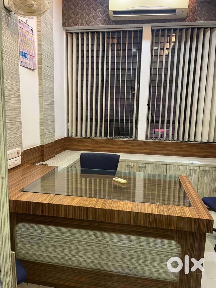 Fully furnished office at poddar court