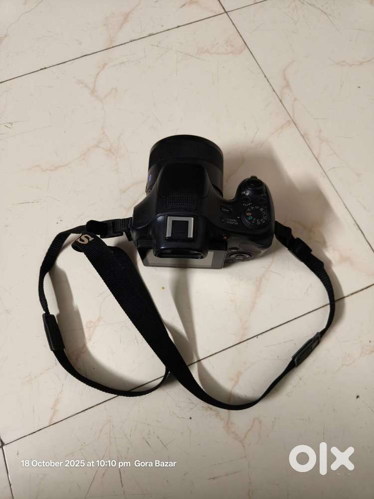 SONY Cybershot 50X optical zoom