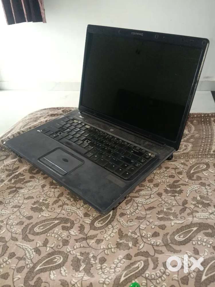 Compaq leptop c700