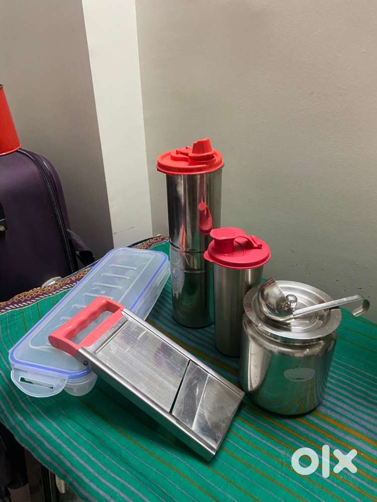 Stainless steel oil and container