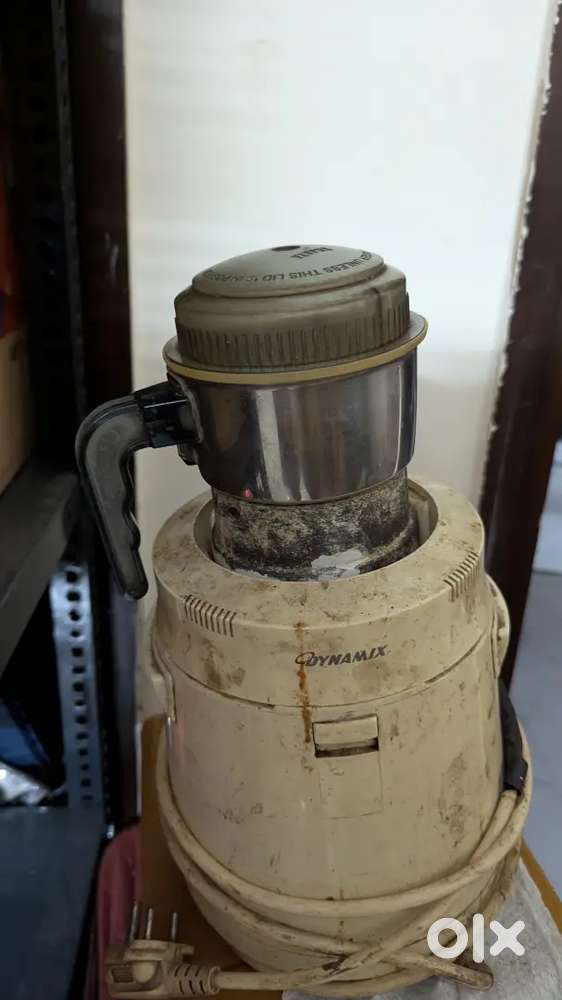 Sujata grinder with 3 different jars