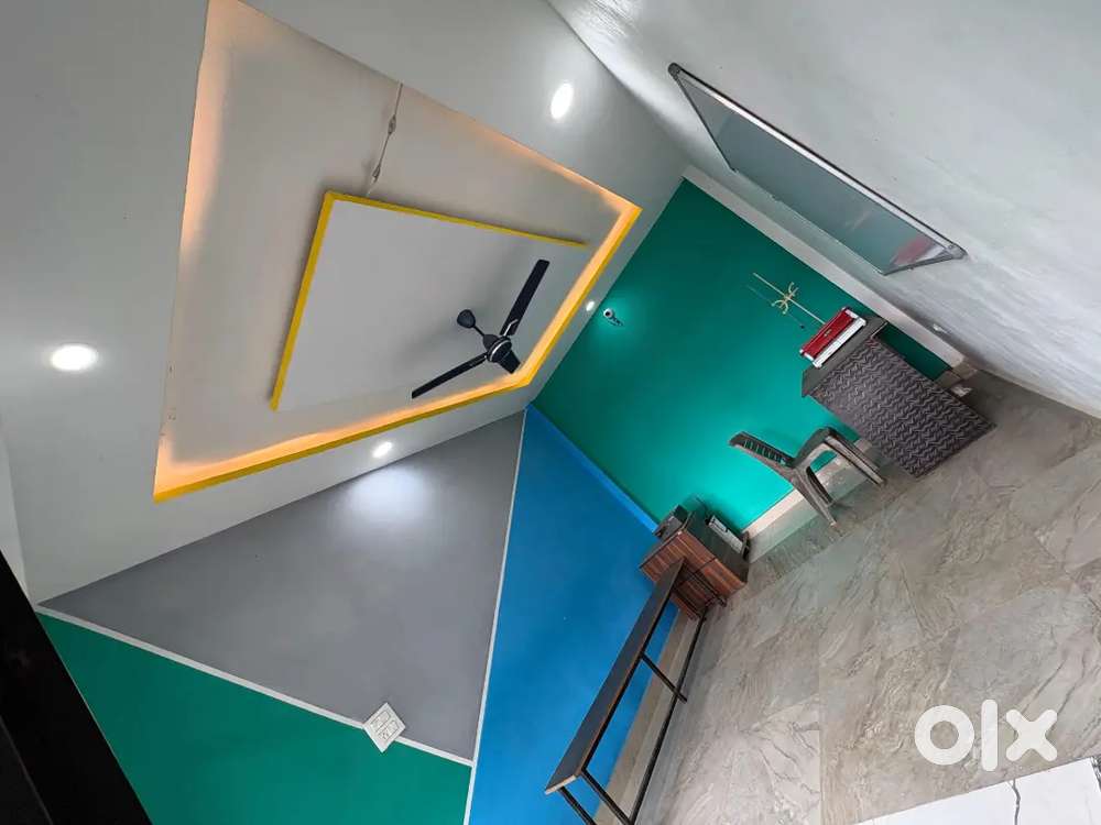 Room for shop and office