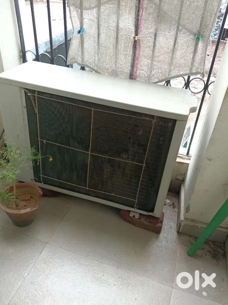 Daikin Split AC