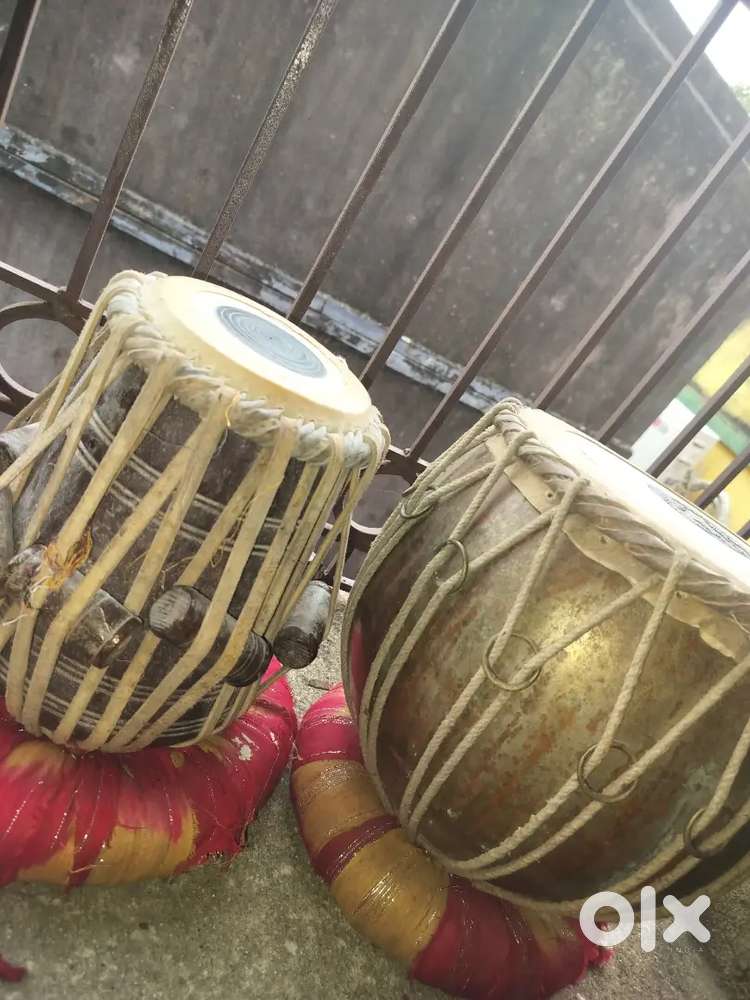 Tabla for sale 30-35 years old, good condition