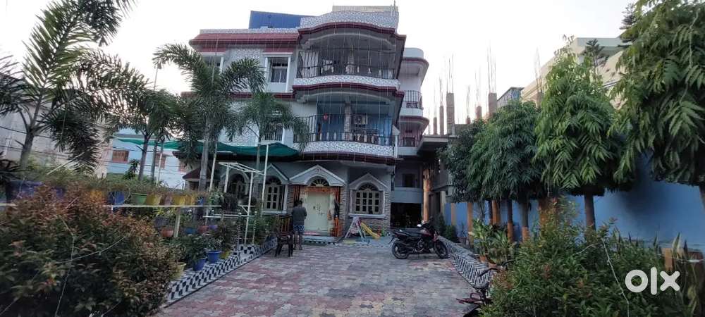 Male Female Teachers and Hostel warden needed