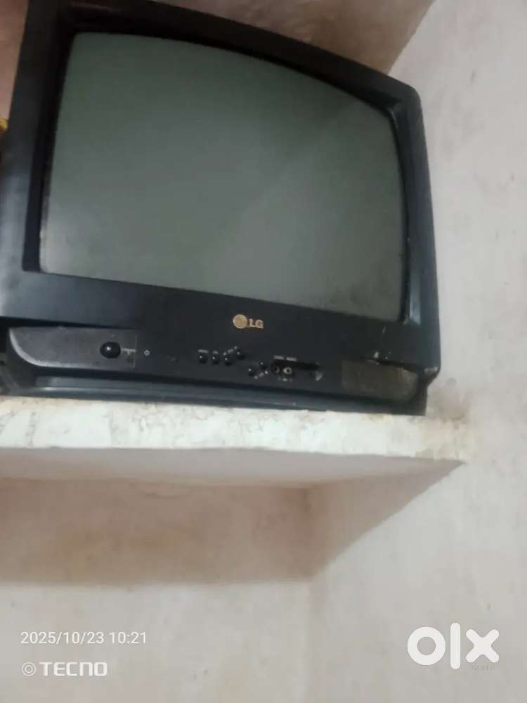 LG TV good condition