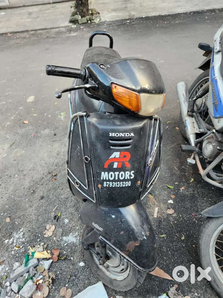 Self Start Honda Activa 45kmpl mileage