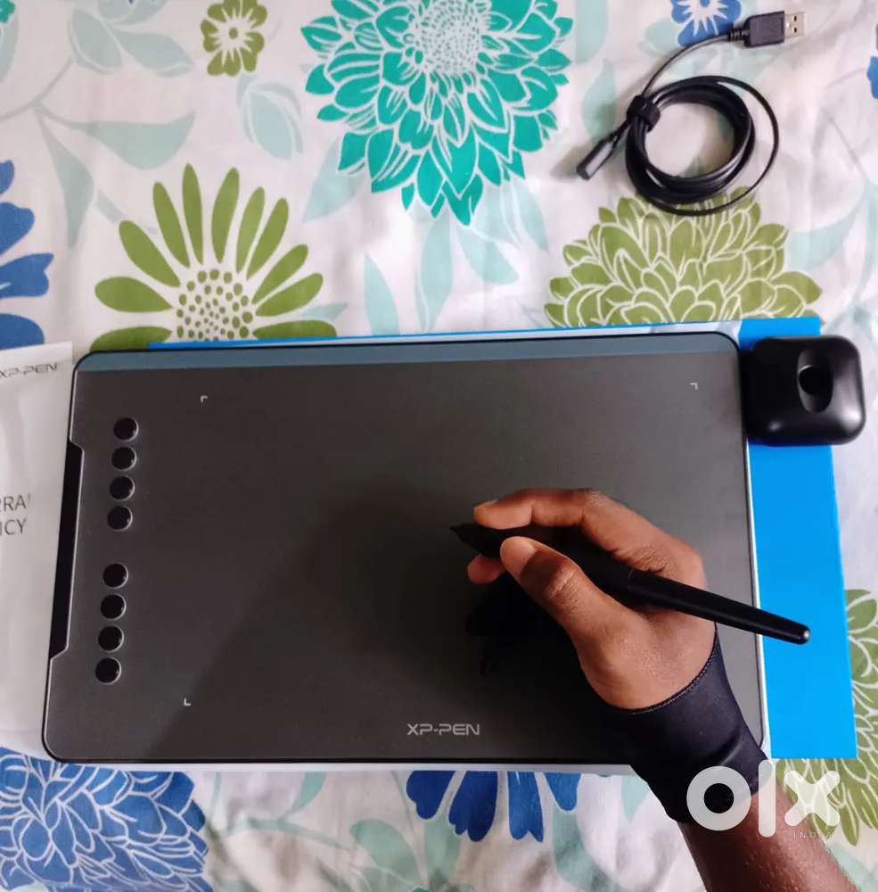 XP-Pen Deco 01 V2 Pen Tablet – Rarely Used, Excellent Condition