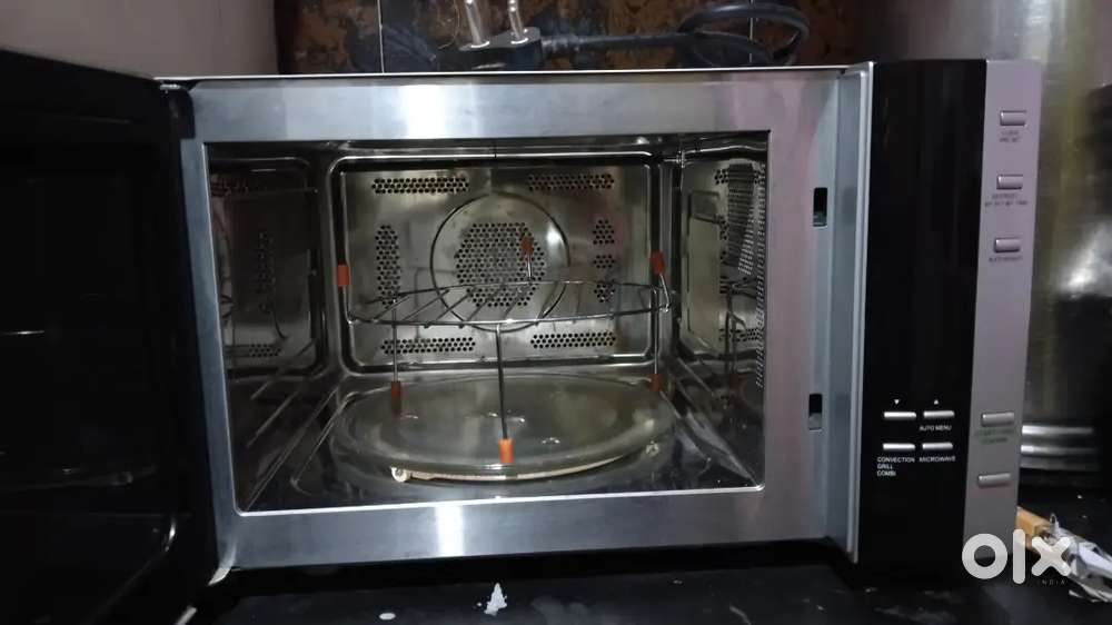 godrej 30 liter convection microwave in good condition less used