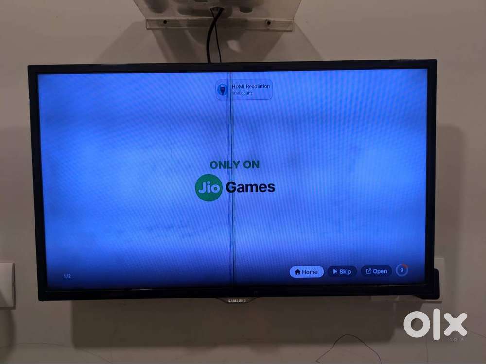 Samsung 32 inch smart TV