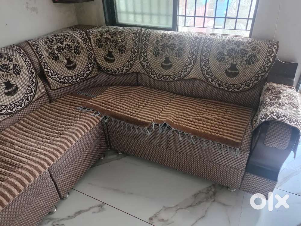 Sofa set with cover
