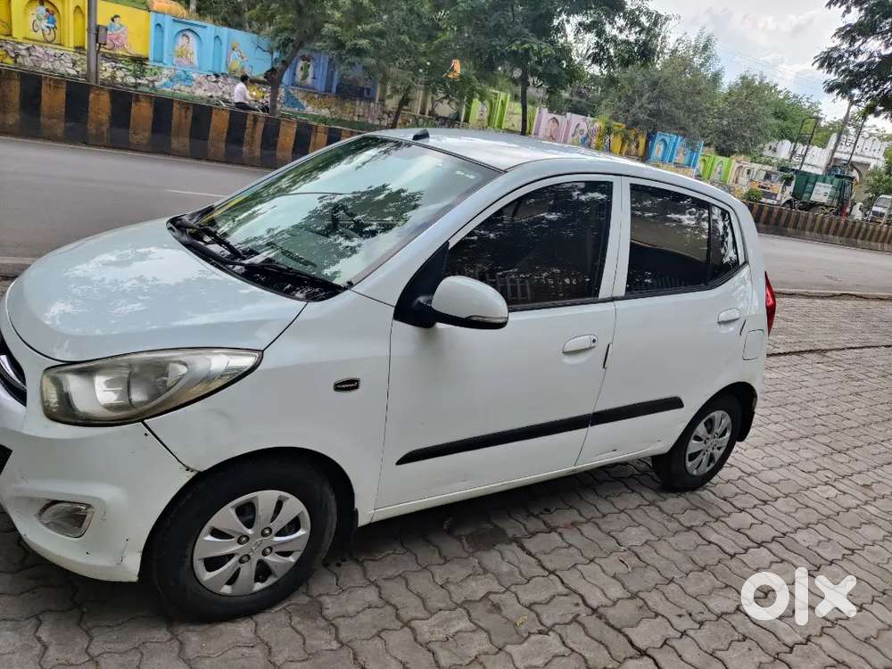 Hyundai i10 magna 2013