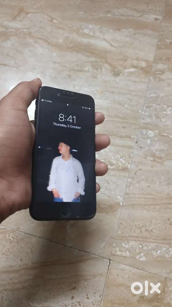 Selling mobile phone and selling watch also which watch brand we aresj