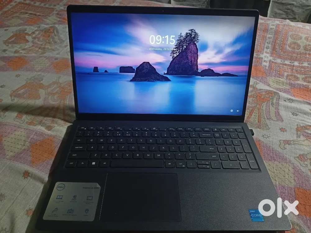DELL (Inspiron 153511)
