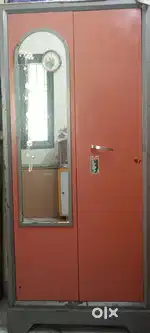 Godrej double door Beerowdouble locker