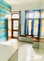 Independent 1.5 room set in phase 1 mohali for mnc working / govt emp