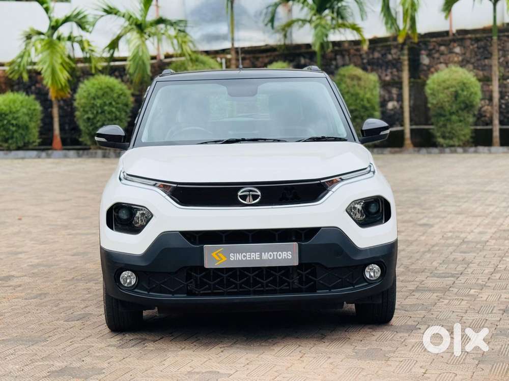 Tata Punch 1.2 Revotron Creative AMT Dual Tone, 2022, Petrol
