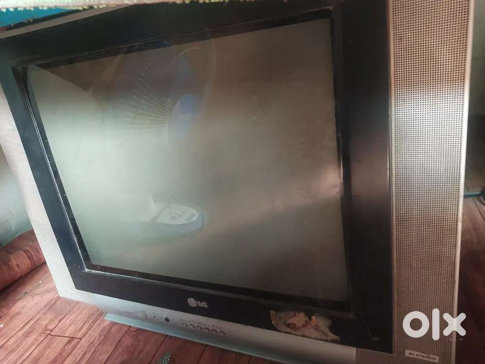 TV for Sale – Clean, No Issue, Ready to Use