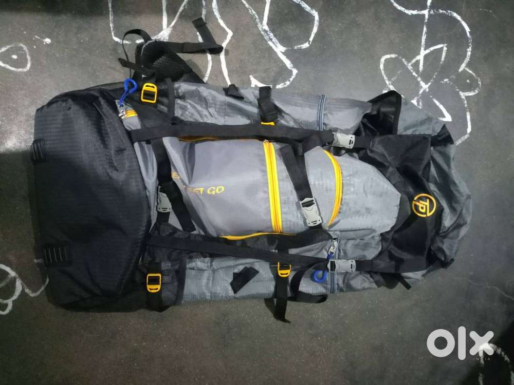 TREKKING BAGS