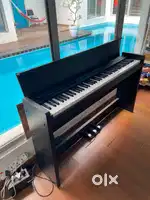 Digital Piano - KORG LP 380U RW (black) Made in Japan, excellent condi