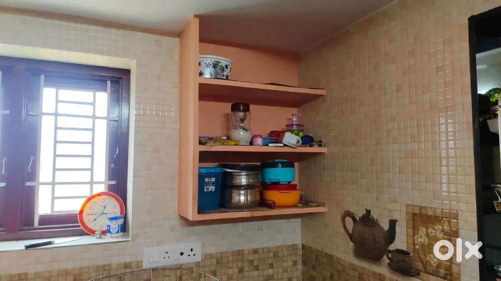 2bhk at Peruru peta y junction, walkable to NH 216 car parking availab