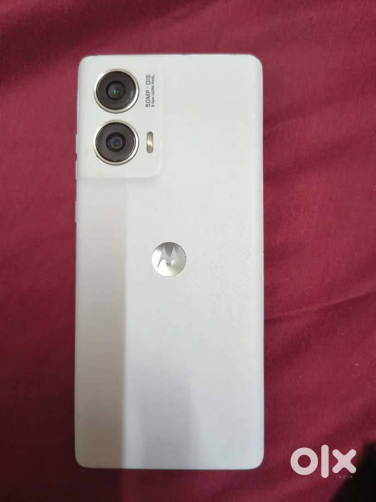 Motorola edge 50 fusion 50MP .OIS pixel